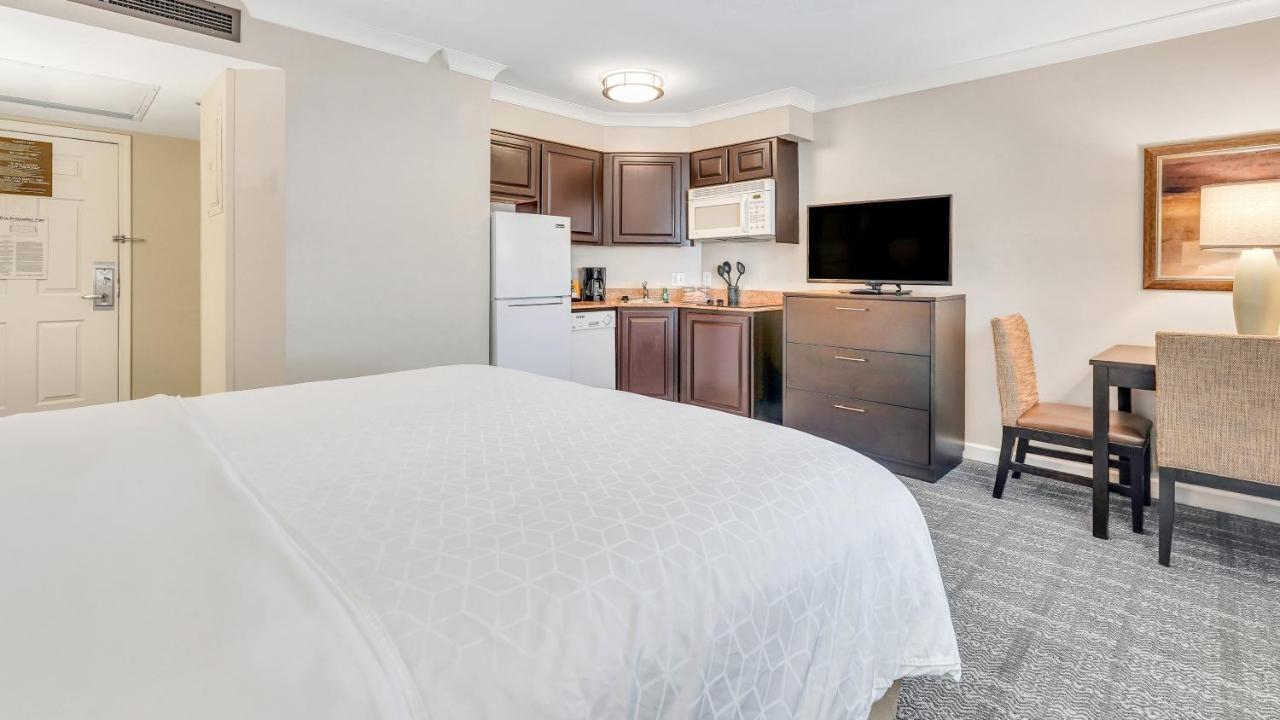 Studio Suite,1385781584:JPEG