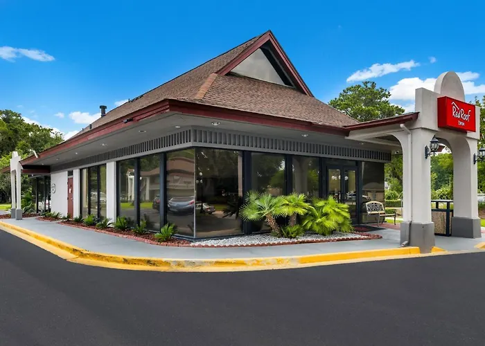 Motel: Red Roof Inn Savannah - Southside/Midtown