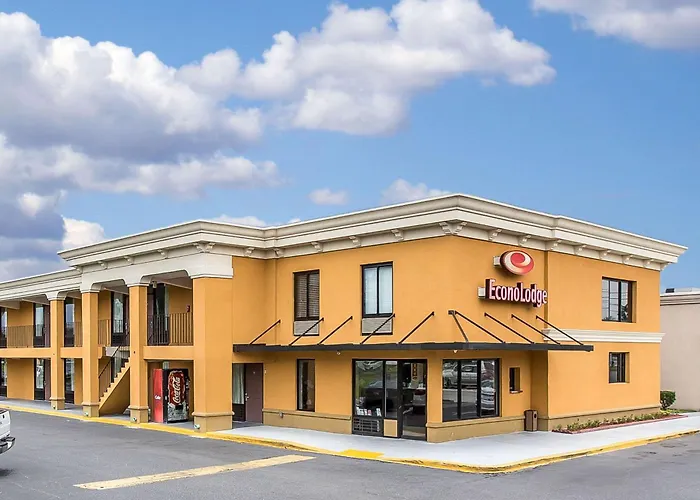 Motel: Econo Lodge Savannah Midtown