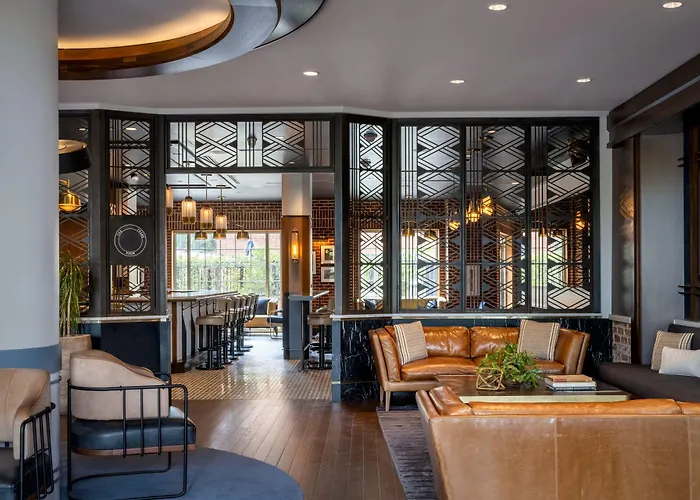 Hotel near College: The Alida, Savannah, A Tribute Portfolio Hotel